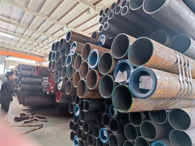 炉霍35#高压无缝钢管